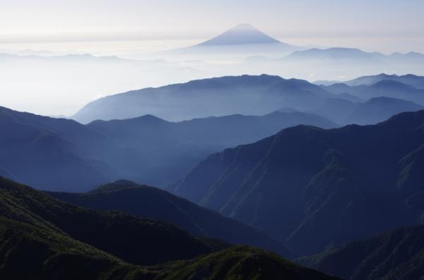 山々レイヤー